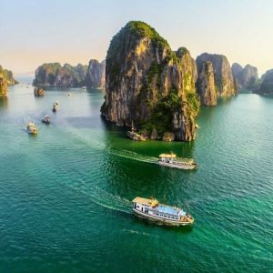 Tour Vịnh Hạ Long 2 Ngày 1 Đêm - Khám phá kỳ quan thiên nhiên thế giới